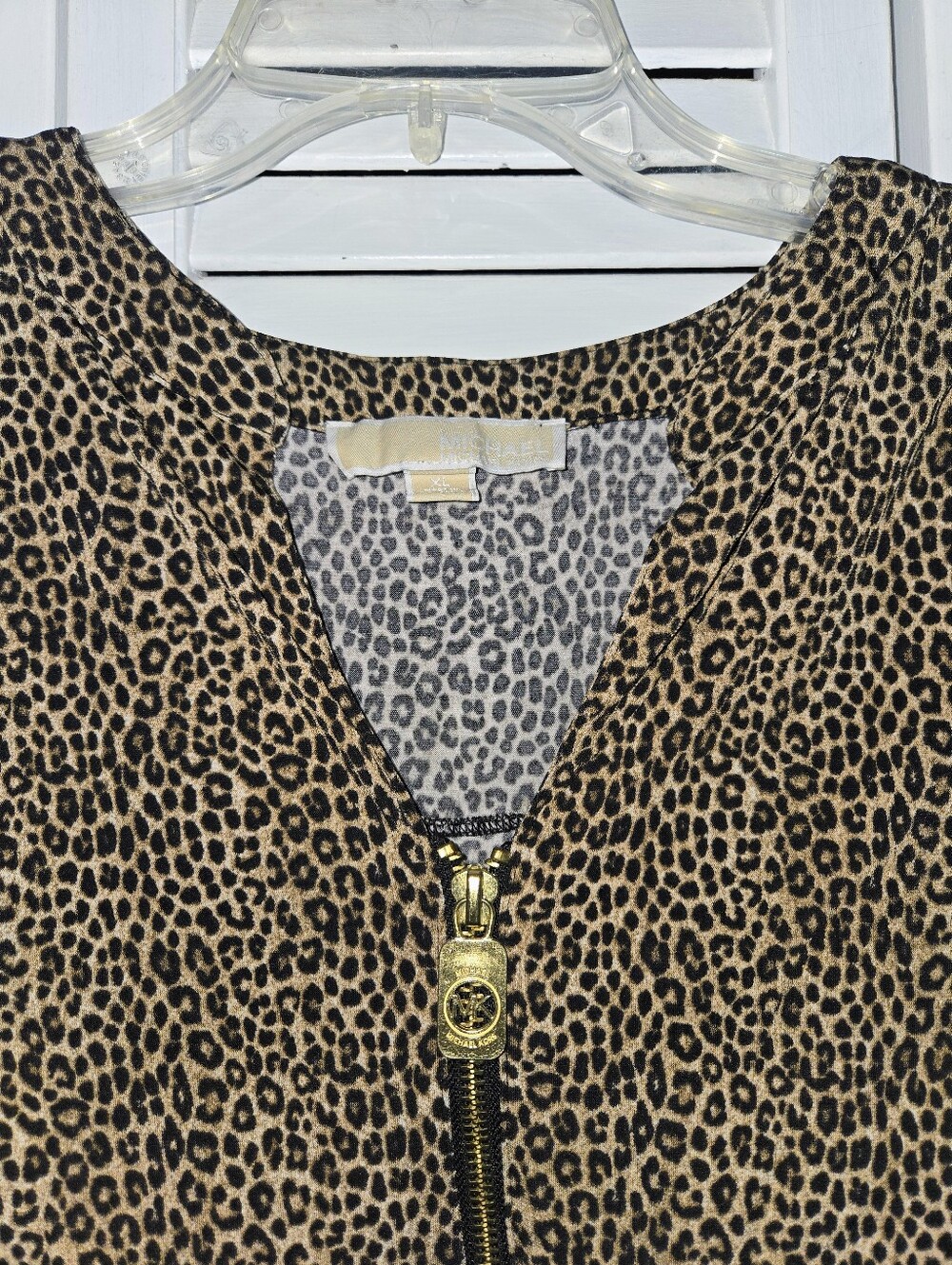 Michael Kors Women's XL Leopard Print 1/2 Zip Blouse - Dark Camel - Picture 3 of 10